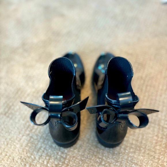 Valentino RED Black Rain Boots with Large Bows sz 39 🖤 🌧️ ☔️ - Picture 6 of 12